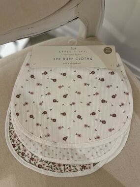 🧸 Apple & Ivy 3-Pack Floral Burp Cloths - White with Pink & Brown Flowers NWT